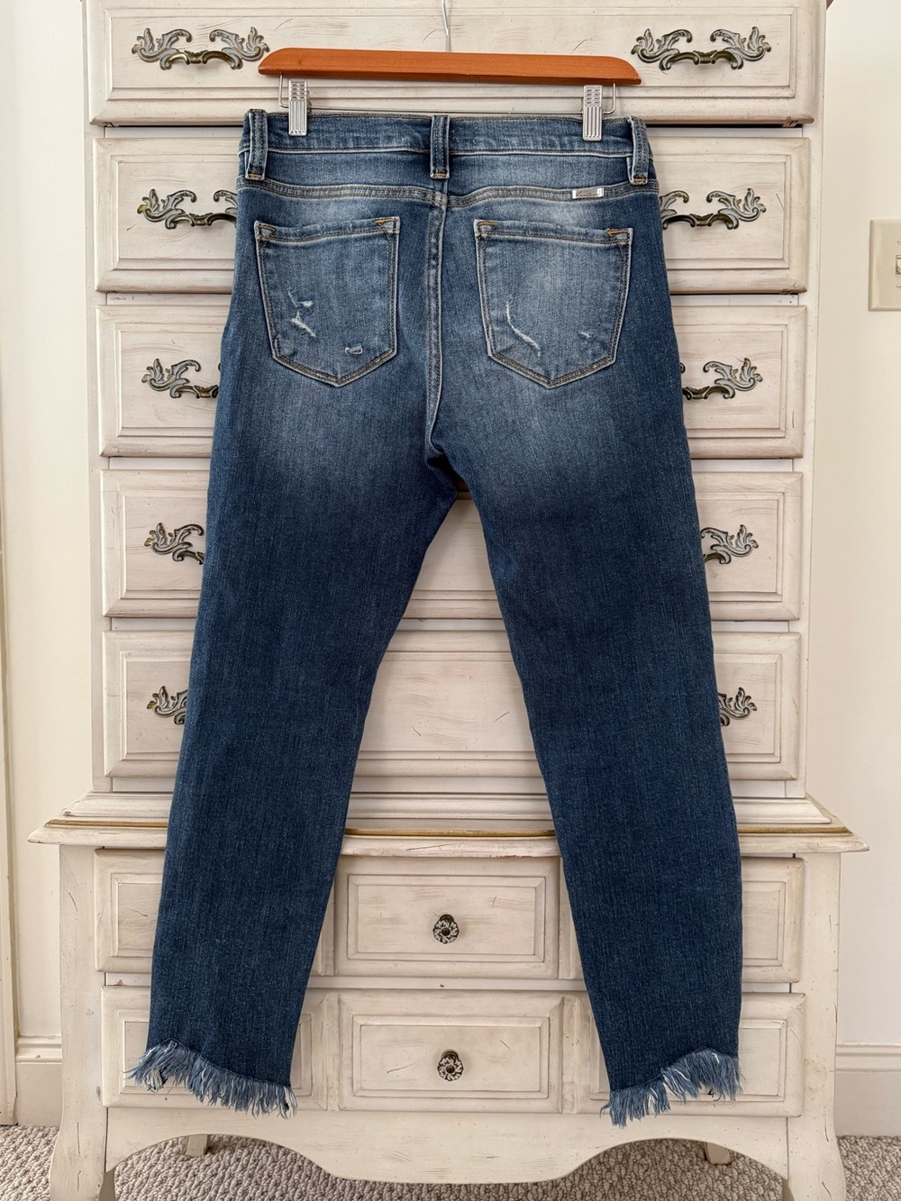 Vici Distressed Straight Leg Jeans - Picture 2 of 3
